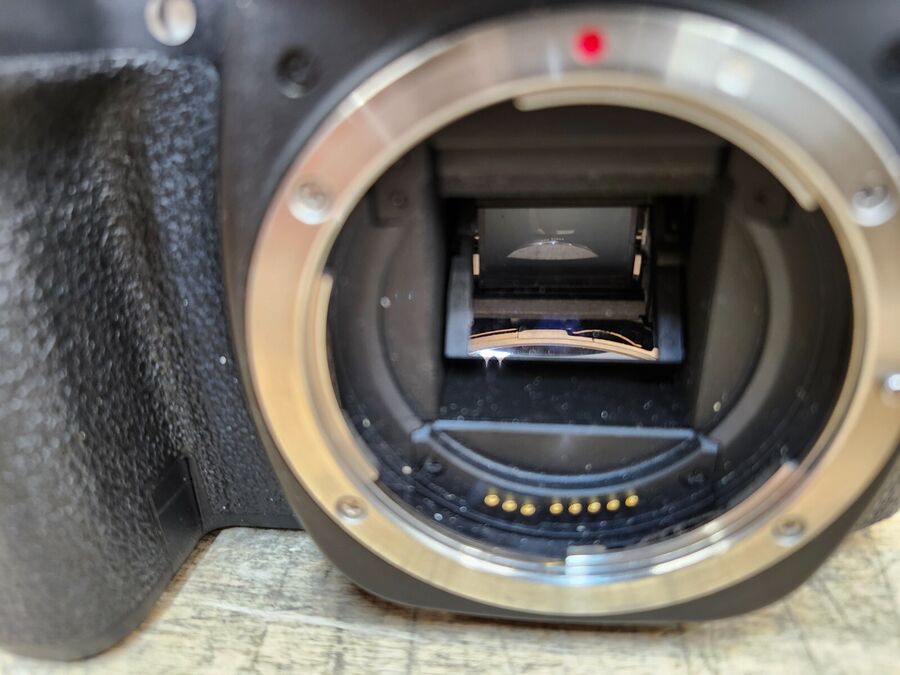 Canon EOS 80D with Canon Zoom Lens 18-55mm & 55-250mm & Accessories