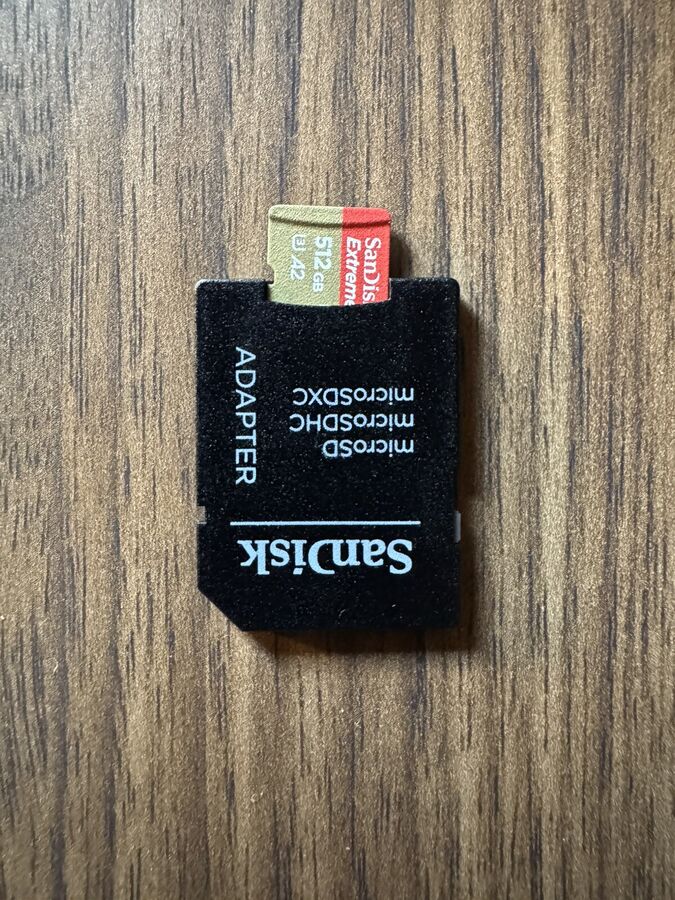 Canon EOS R10 Mirrorless Camera with RF-S 18-45 f/4.5-6.3 IS STM Lens - Black